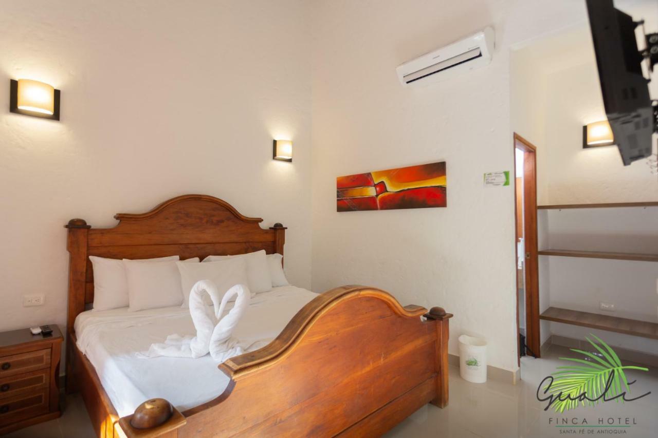 Finca Hotel Guali Santafe Santa Fe de Antioquia Dış mekan fotoğraf